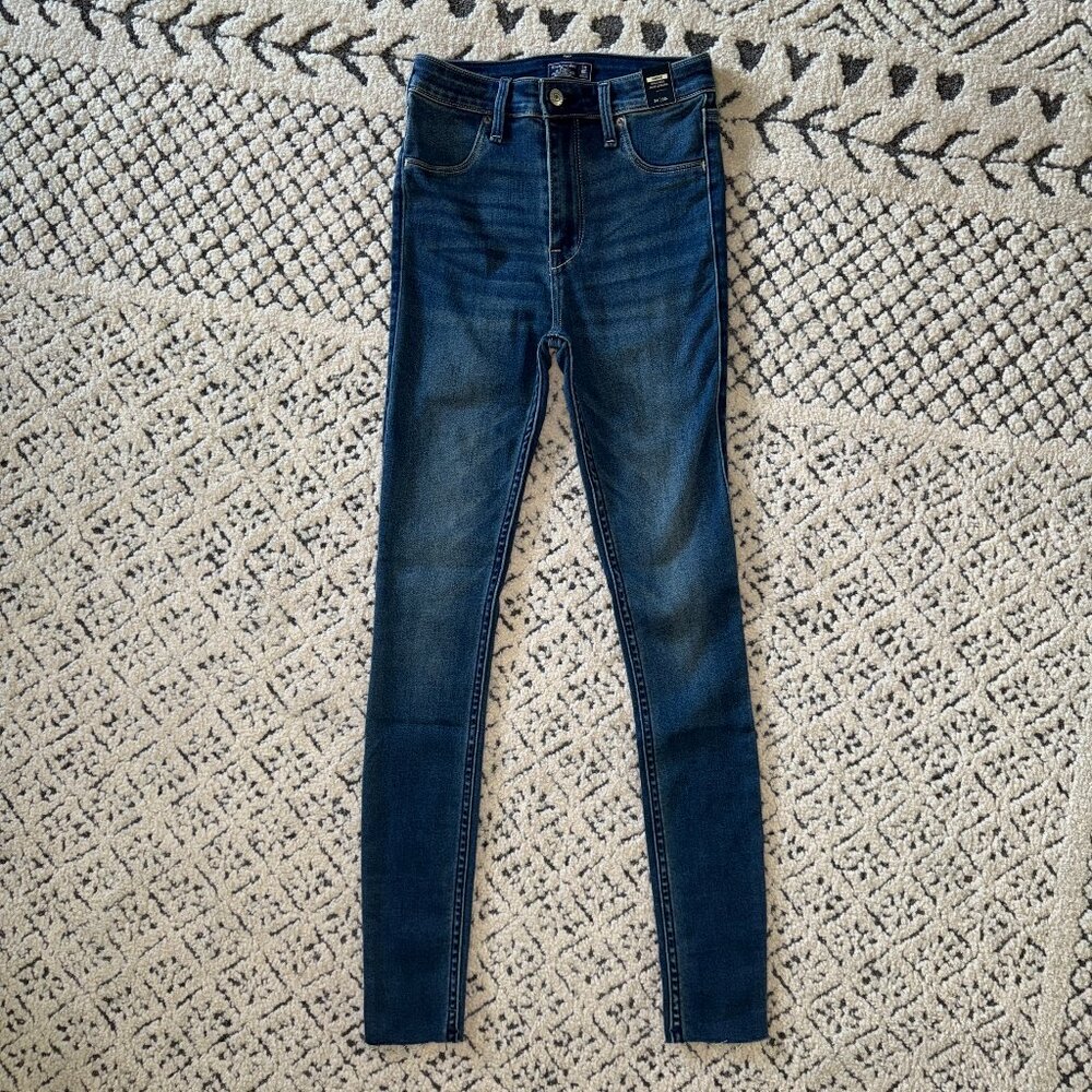 Women's Abercrombie & Fitch Simone High Rise Jean Legging NWT Size 24